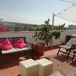 Apartment Sky View