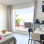 Apartment Sky View